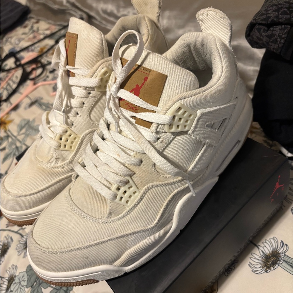Jordan Sneakers in White and Brown